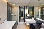 Radisson Suites Bangkok Sukhumvit