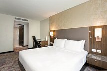 Radisson Suites Bangkok Sukhumvit - Wbsp. One Bedroom Premier Suite (Zimmercodierung WM1)