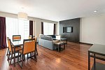 Radisson Suites Bangkok Sukhumvit