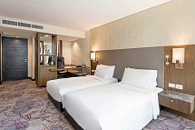 Radisson Suites Bangkok Sukhumvit - Wohnbeispiel Deluxe (Zimmercodierung UD1)