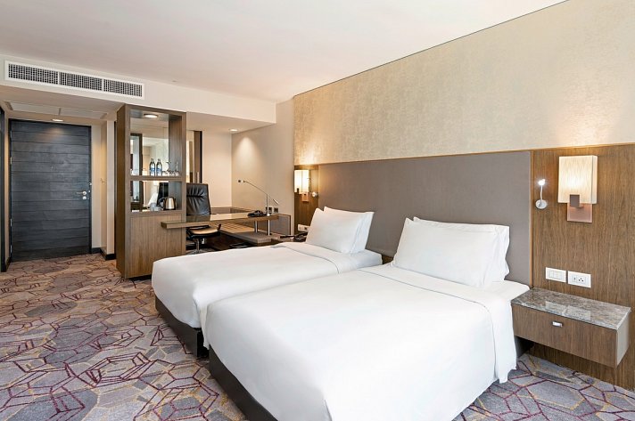 Radisson Suites Bangkok Sukhumvit
