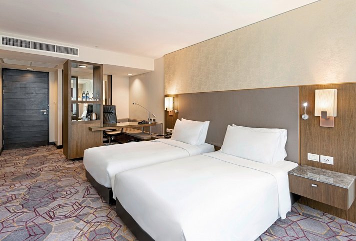 Radisson Suites Bangkok Sukhumvit - Wohnbeispiel Deluxe (Zimmercodierung UD1)