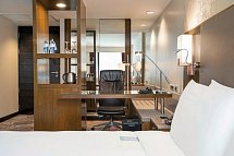 Radisson Suites Bangkok Sukhumvit - Wohnbeispiel Deluxe (Zimmercodierung UD1)
