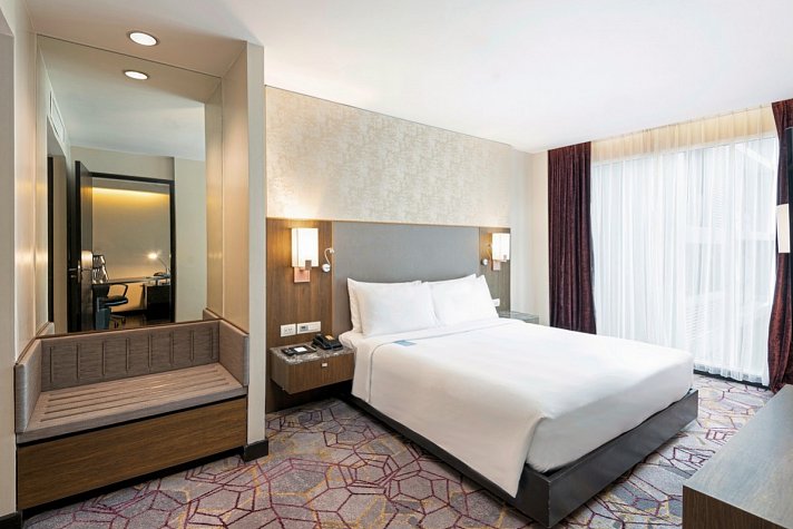 Radisson Suites Bangkok Sukhumvit