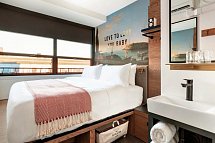 The Revolution Hotel - Wohnbeispiel Premium Room, 1 King Bed (Zimmercodierung UG2)