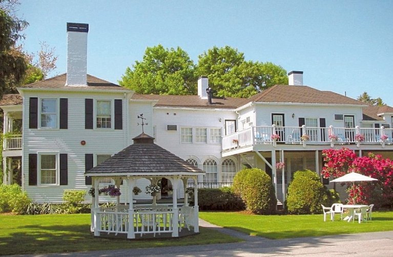Shoreway Acres Inn
