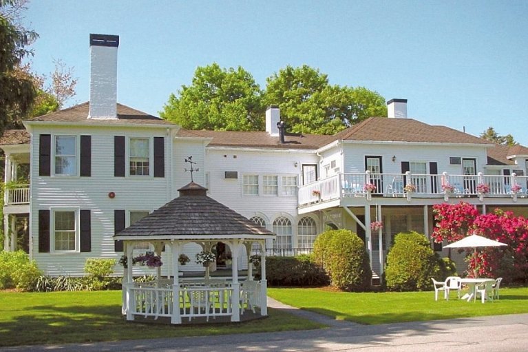 Shoreway Acres Inn