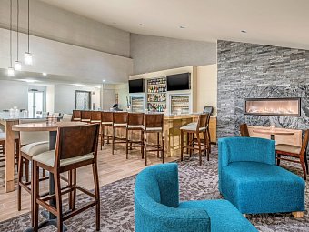 Holiday Inn Cape Cod - Hyannis