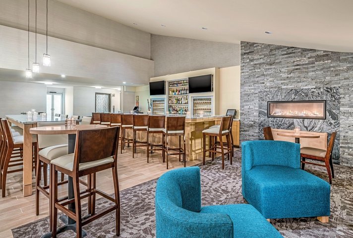 Holiday Inn Cape Cod - Hyannis