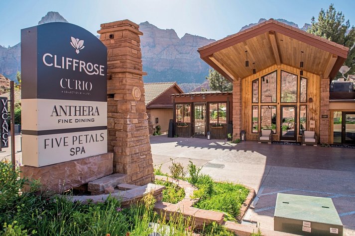 Cliffrose Springdale, Curio Collection by Hilton