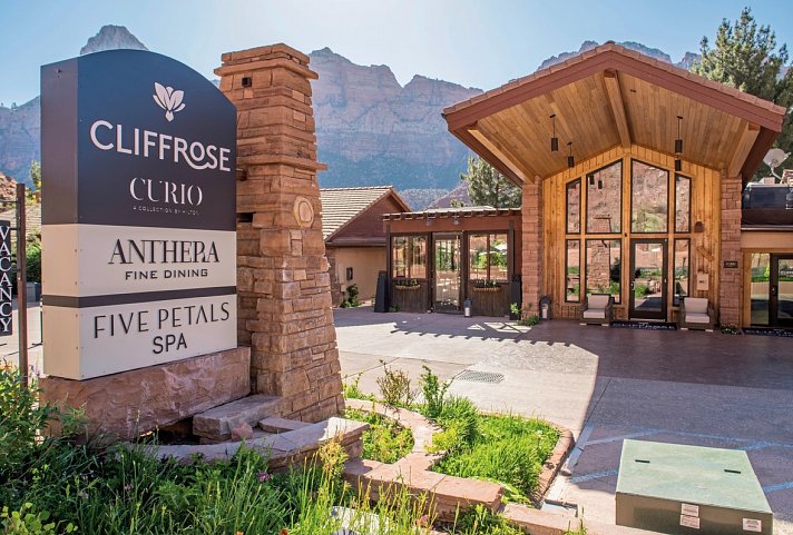 Cliffrose Springdale, Curio Collection by Hilton