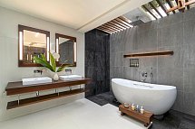 Jetwing Saman Villas - Badbeispiel Deluxe Suite with Pool (Zimmercodierung WD2)