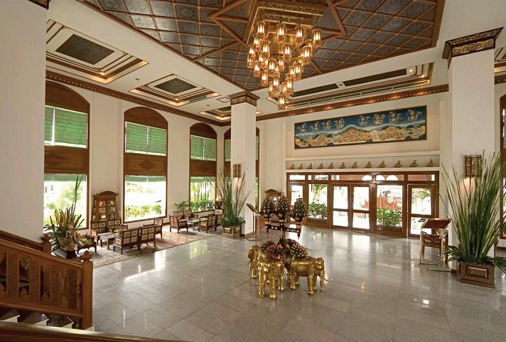 The Empress Hotel Chiang Mai