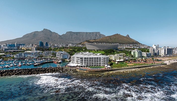 Radisson Collection Hotel Waterfront