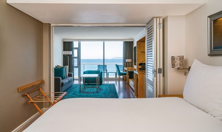 Radisson Collection Hotel Waterfront