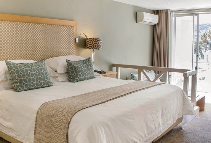 The Bay Hotel - Wohnbeispiel Padel Mountain View