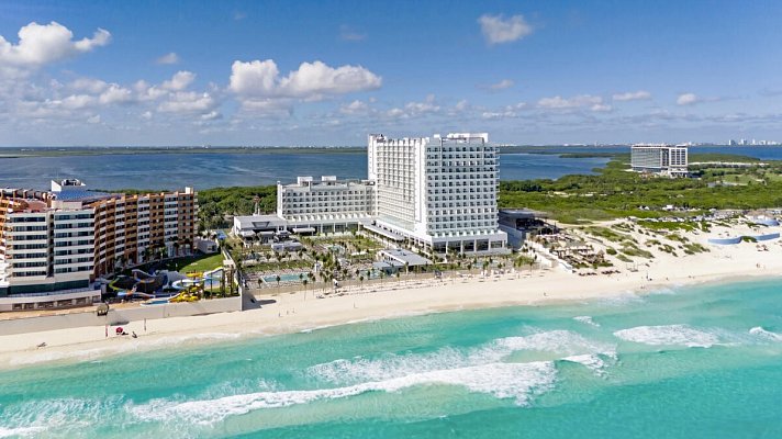 Hotel Riu Ventura