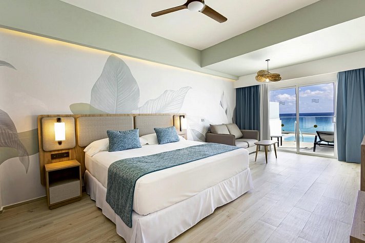 Hotel Riu Ventura