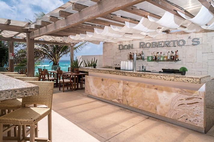 Flamingo Cancun Resort