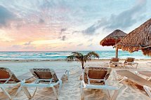 Flamingo Cancun Resort