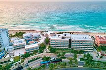 Flamingo Cancun Resort