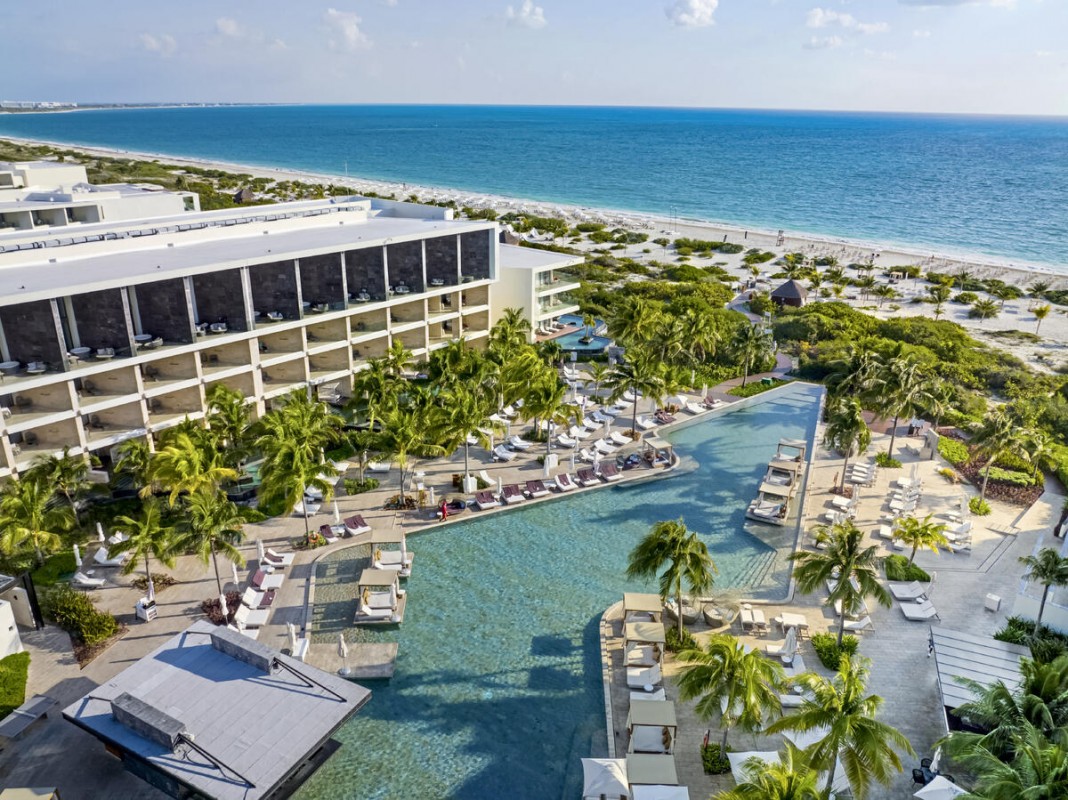 TRS Coral Hotel
