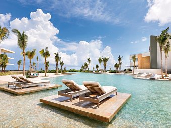 TRS Coral Hotel