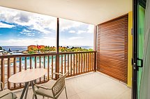 LionsDive Beach Resort - Wohnbeispiel Deluxe Oceanview (Zimmercodierung UDM)