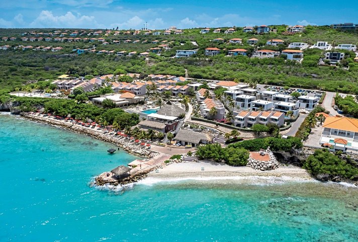 Coral Estate Luxury Resort