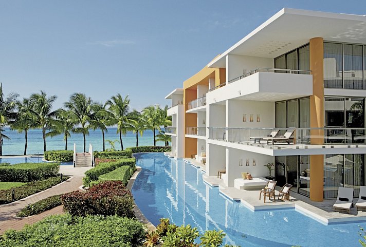 Secrets Aura Cozumel