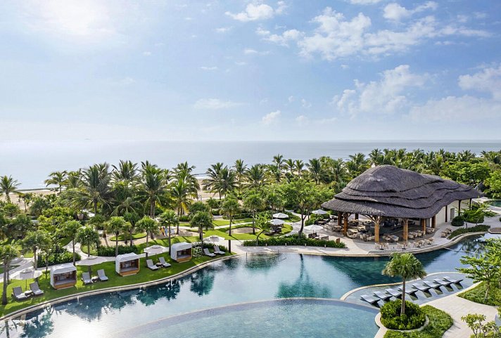 New World Hoiana Beach Resort