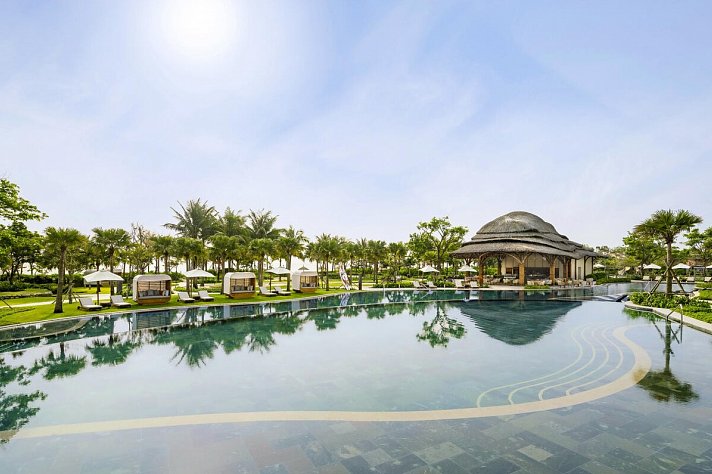 New World Hoiana Beach Resort