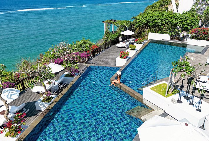 Samabe Bali Suites & Villas