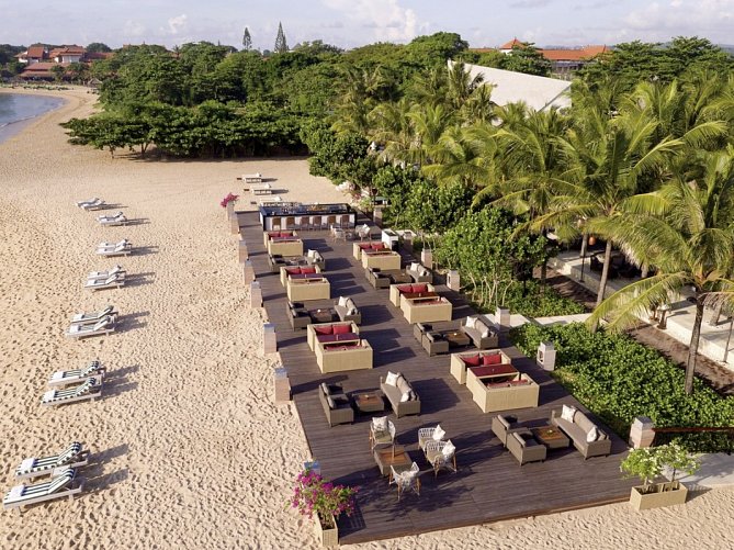 The Royal Santrian Luxury Beach Villas