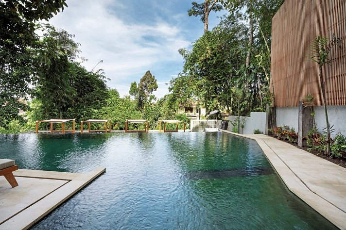 Dinara Ubud