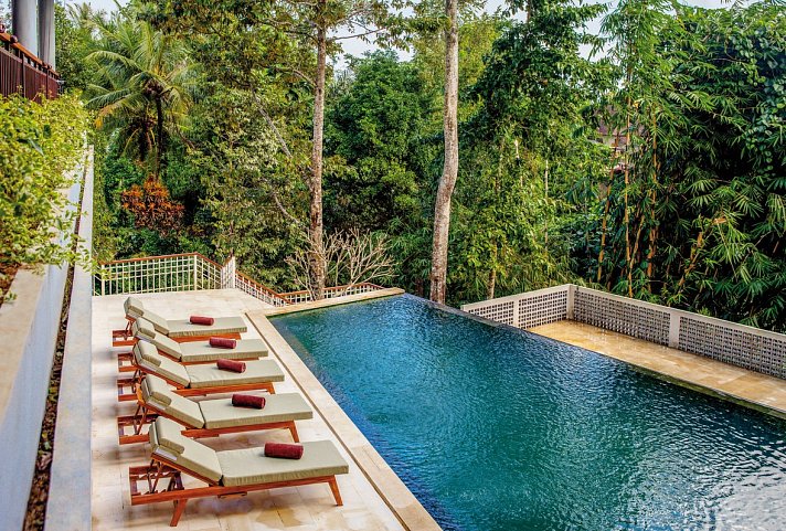 Dinara Ubud