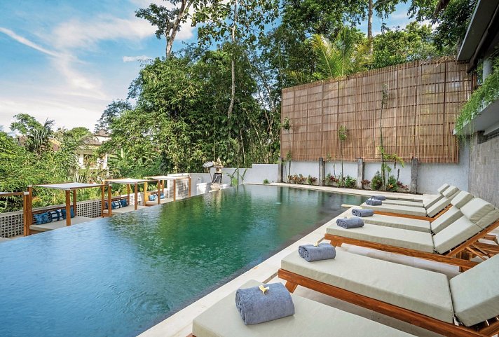 Dinara Ubud