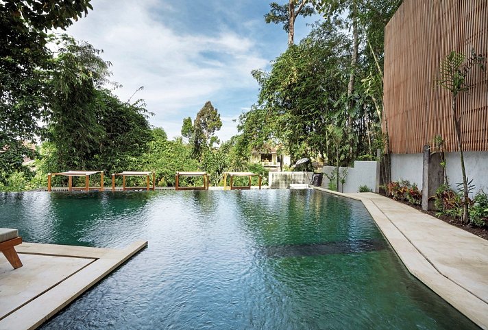 Dinara Ubud