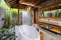 Kappa Senses Ubud - Beispiel Bad One Bedroom Pool Villa (Zimmercodierungen VB5 & VB1)