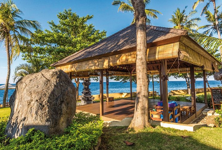 Siddhartha Ocean Front Resort & Spa