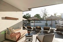 Alila Seminyak - Beispiel Terrasse Deluxe (Zimmercodierung UD1)