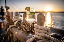 CHRONOS - Segeln unter Palmen - Sundowner