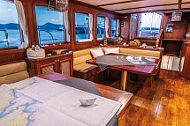 CHRONOS - Segeln unter Palmen - Salon