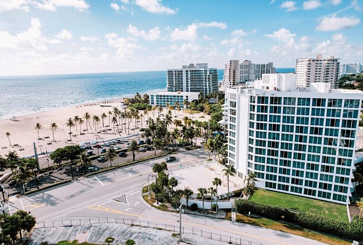 B Ocean Fort Lauderdale