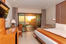 Phi Phi Holiday Resort - Wohnbeispiel Ocean Sunset Pool Villa (Zimmercodierung VB5)