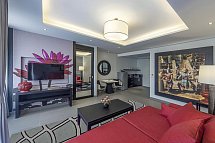 The Pavilions Phuket - Wohnbeispiel Tropical View Suite (Zimmercodierung WB1)