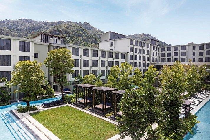 Four Points by Sheraton Phuket Patong Beach Resort