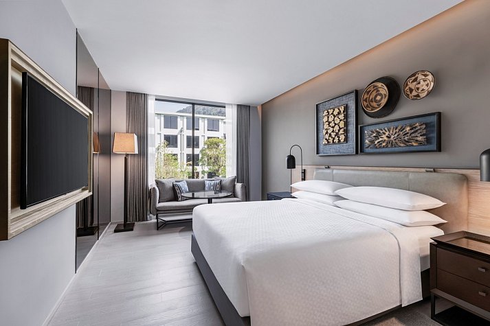 Four Points by Sheraton Phuket Patong Beach Resort - Wohnbeispiel Standard (Zimmercodierung UG1)