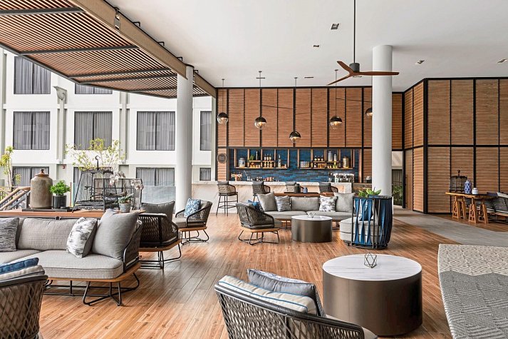 Four Points by Sheraton Phuket Patong Beach Resort