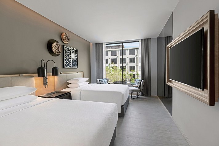 Four Points by Sheraton Phuket Patong Beach Resort